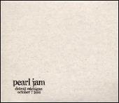 Live: 10-7-00 - Detroit, Michigan